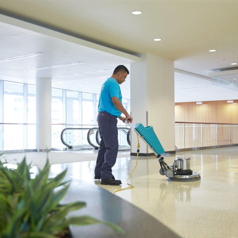 Choosing the Right Fresno Janitorial Services: Factors to Consider for a Clean and Healthy Environment